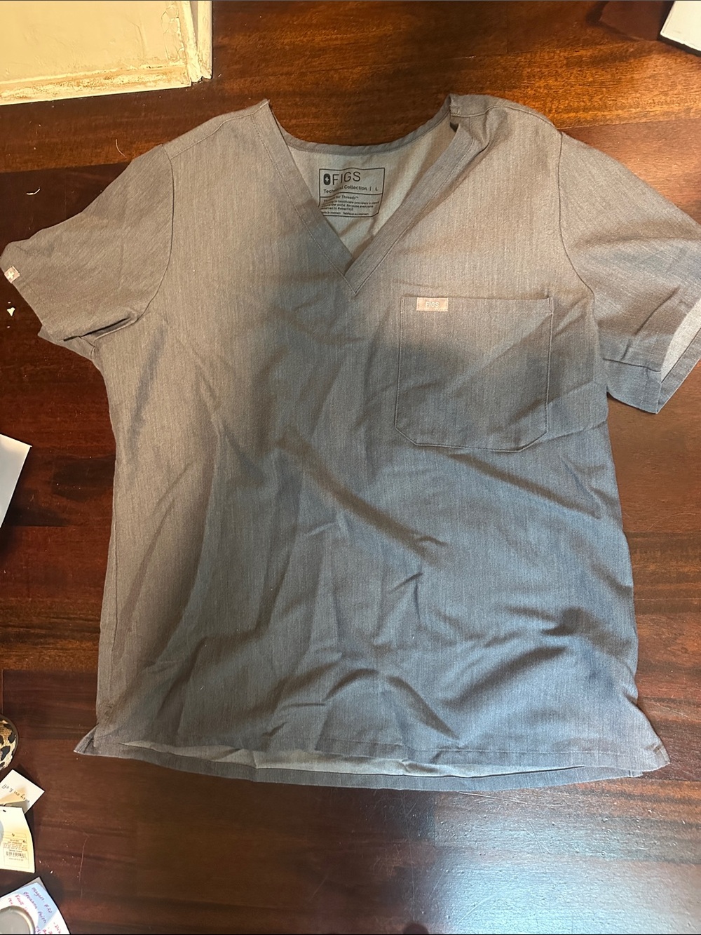 Figs  V-Neck Scrub Top in Light Heather Gray